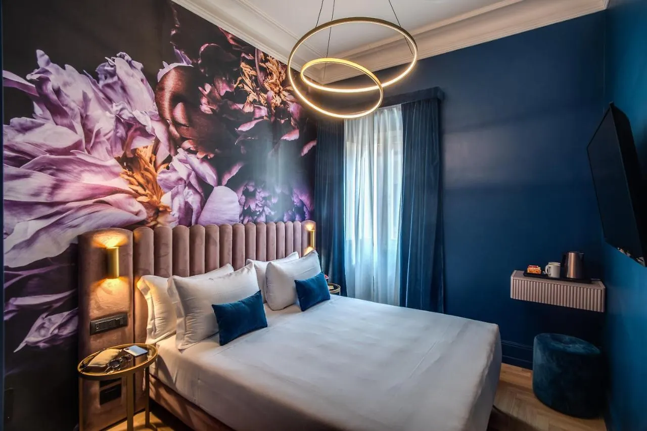 Pensión Hotel Palazzetto Trevi Roma Italia